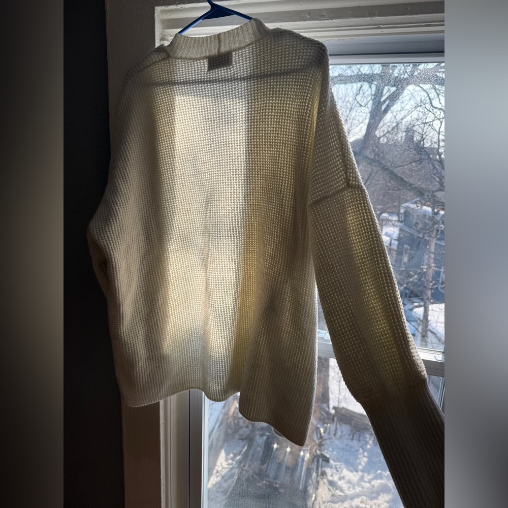 Old Navy Women's Ivory Cardigan